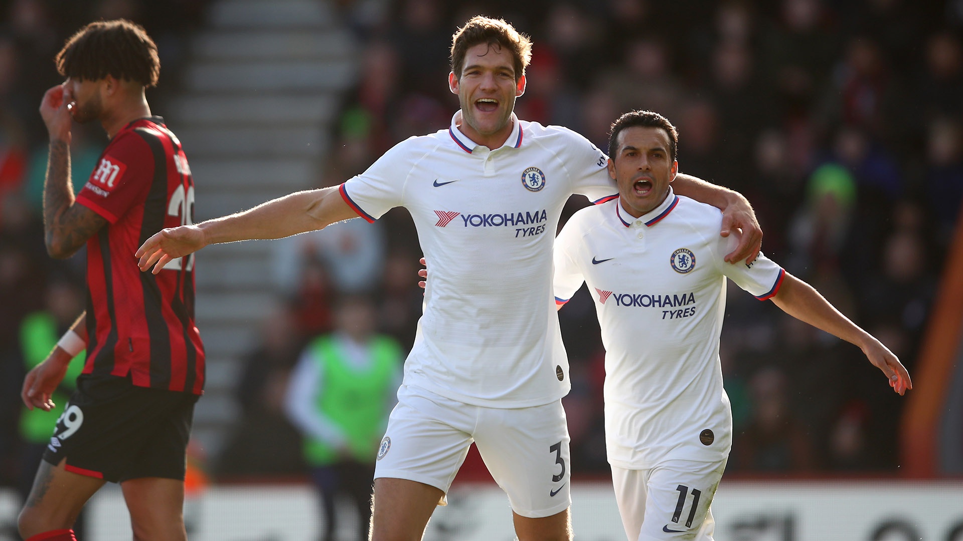 塞尔记者：身边人士称克里斯滕森在巴萨很开心，并会留队